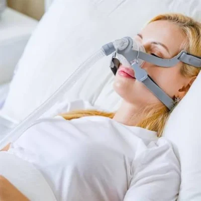 bmc-n5b-nasal-mask-woman-wearing-mask-lifestyle